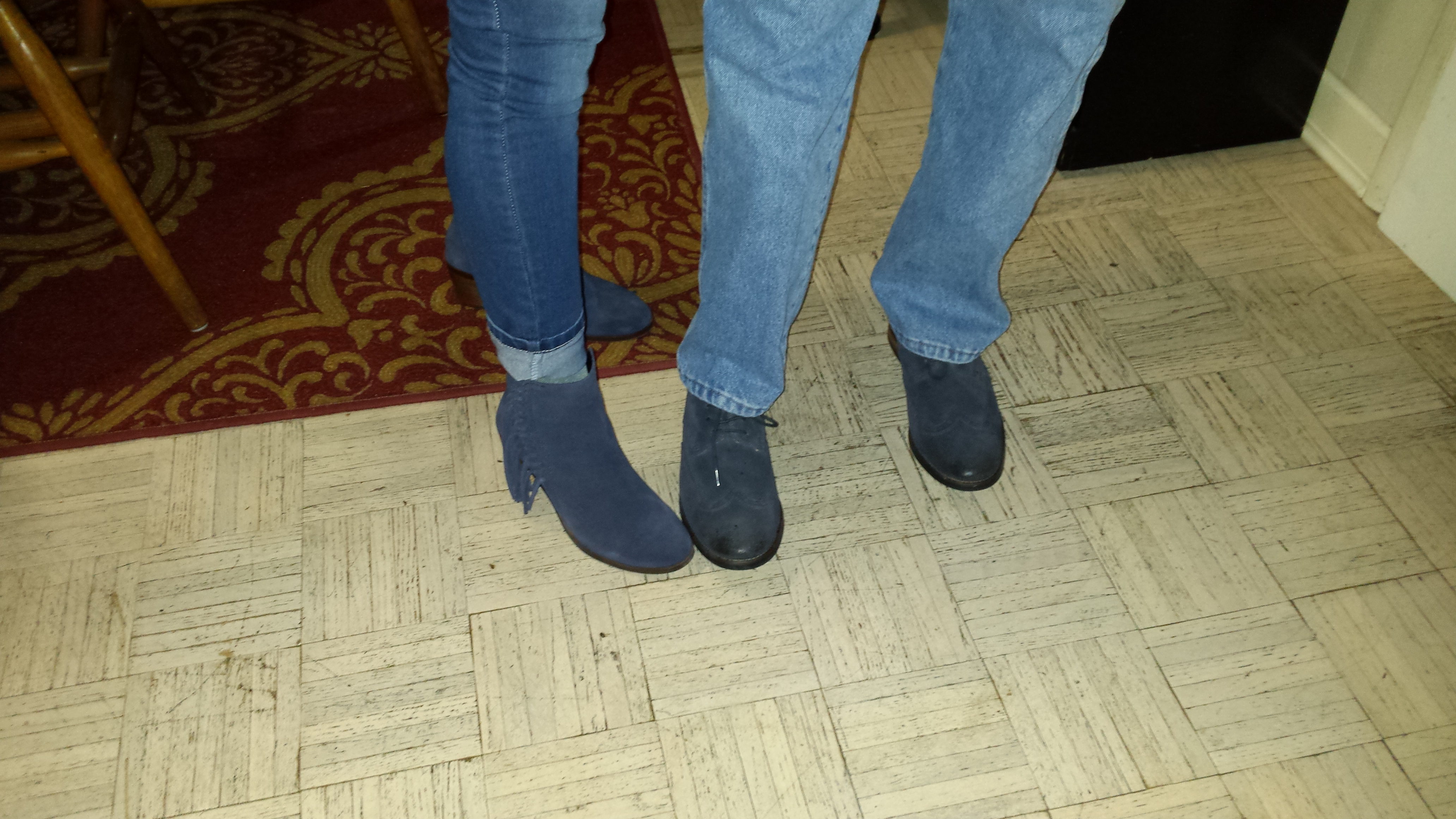 Who wears blue suede shoes?